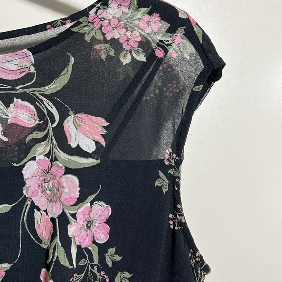 Sandra Darren Floral Dress - Picture 5 of 14